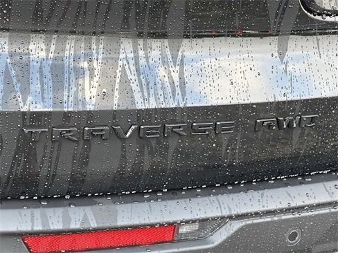 New 2026 Chevrolet Traverse Z71 image 10