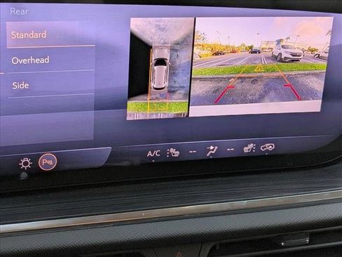 Used 2024 Buick Envision Preferred image 13