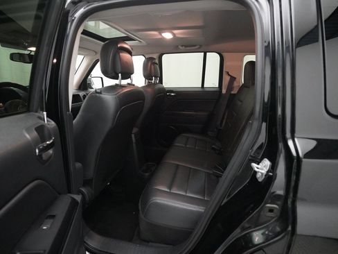 Used 2016 Jeep Patriot High Altitude image 15