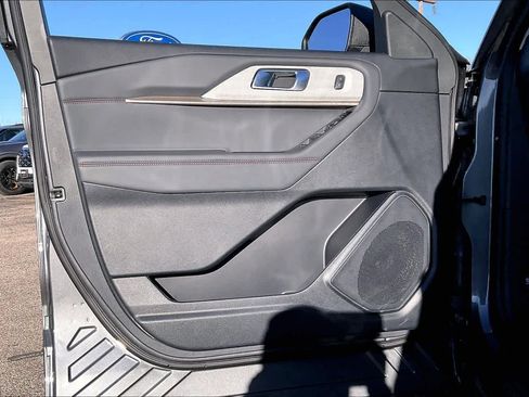 New 2026 Ford Explorer Active image 10