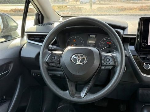 Used 2024 Toyota Corolla LE image 13