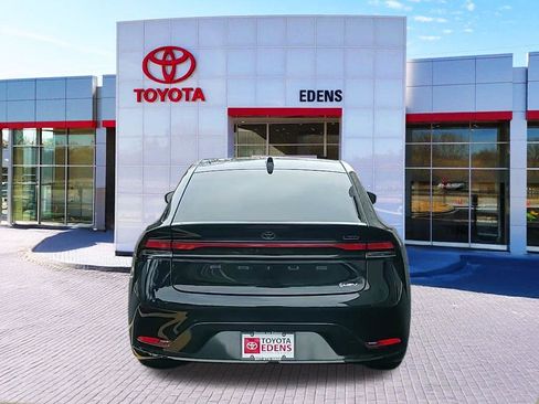 Used 2024 Toyota Prius Limited w/ Limited Premium Package image 4