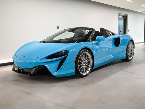 New 2026 McLaren Artura Spider RWD image 11