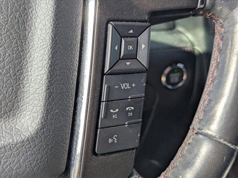 Used 2017 Lincoln Navigator Reserve image 16