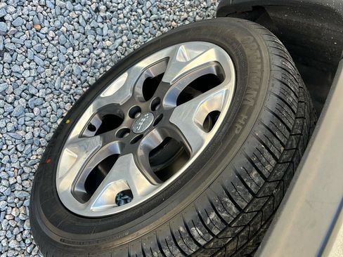 Used 2019 Jeep Compass Limited AWD/4WD image 28