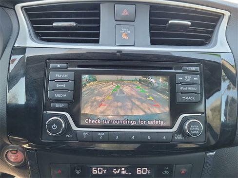 Used 2018 Nissan Sentra SR w/ SR Midnight Edition Package image 19