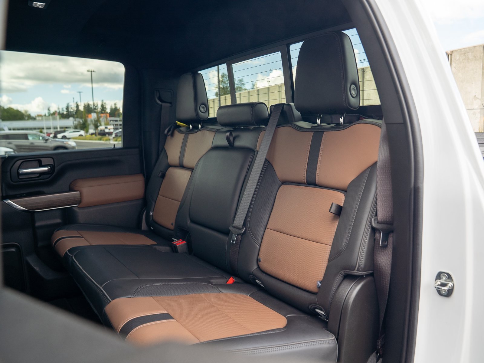 Used 2023 Chevrolet Silverado 2500 High Country AWD/4WD image 27