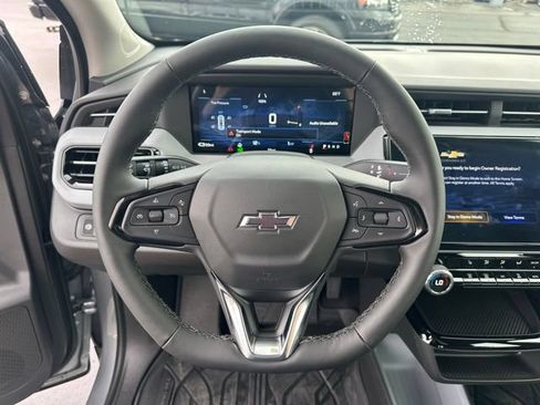 New 2027 Chevrolet Bolt LT w/ Comfort Package FWD image 5