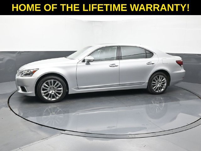 Used 2013 Lexus LS 460 L w/ Ultra Luxury Pkg AWD/4WD image 3