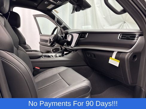 New 2026 Jeep Grand Wagoneer L Limited AWD/4WD image 39