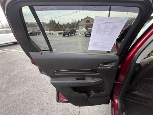 Used 2017 GMC Terrain Denali image 19