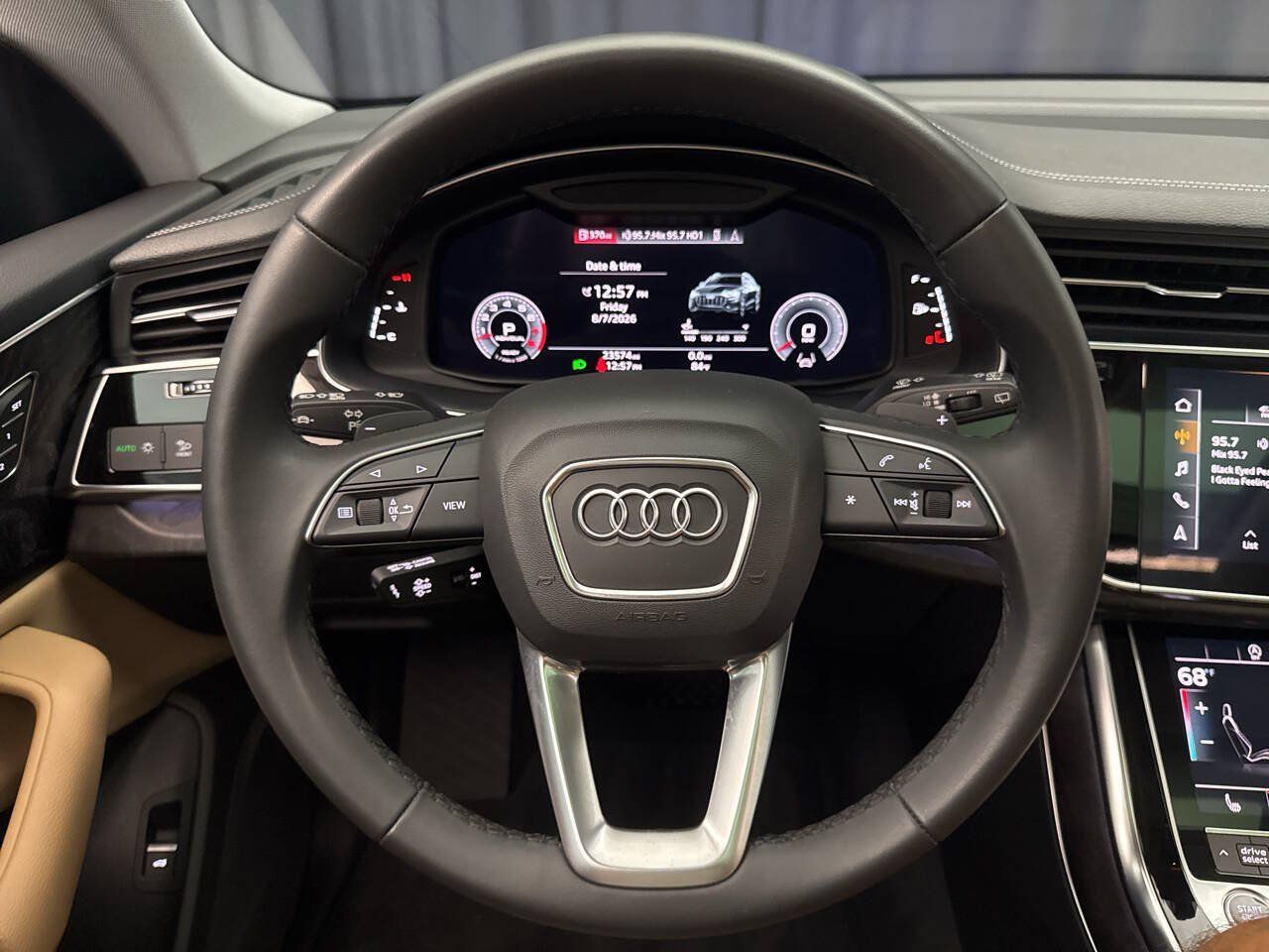 Used 2023 Audi Q8 Premium w/ Convenience Package AWD/4WD image 11