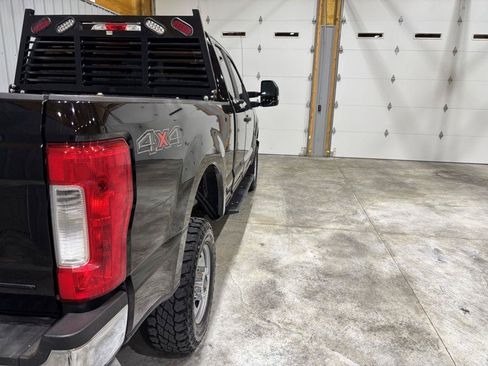 Used 2018 Ford F250 XL w/ Power Equipment Group AWD/4WD image 10