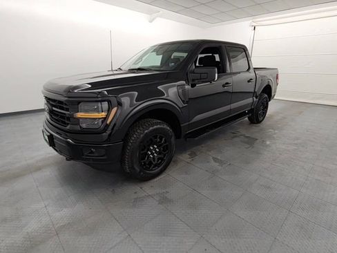 New 2026 Ford F150 XLT w/ Equipment Group 302A MID image 3