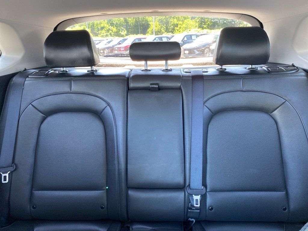 Certified 2023 Hyundai Kona Limited AWD/4WD image 15