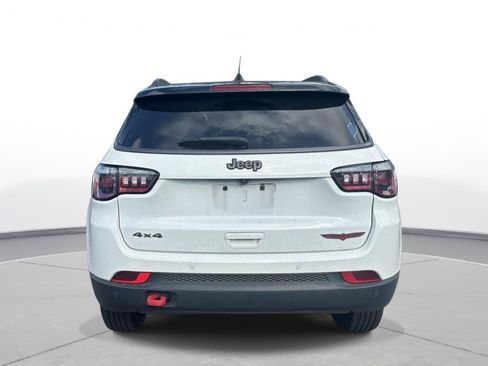 Used 2022 Jeep Compass Trailhawk w/ Sun and Sound Group AWD/4WD image 7