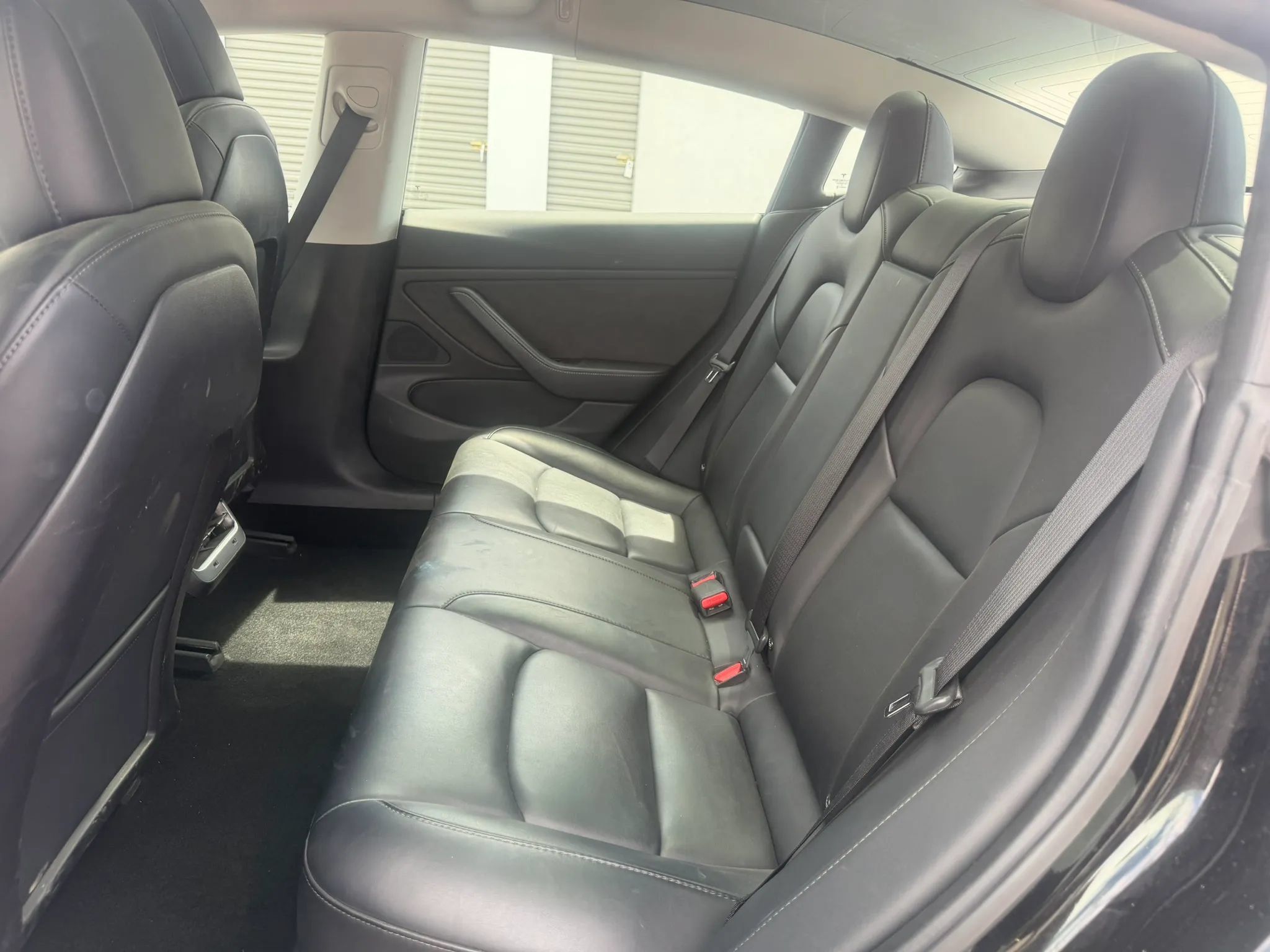 Used 2018 Tesla Model 3 Long Range AWD/4WD image 9