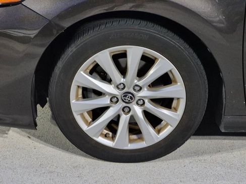 Used 2018 Toyota Camry LE w/ Audio Package FWD image 7