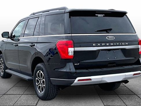 Used 2024 Ford Expedition XLT AWD/4WD image 10