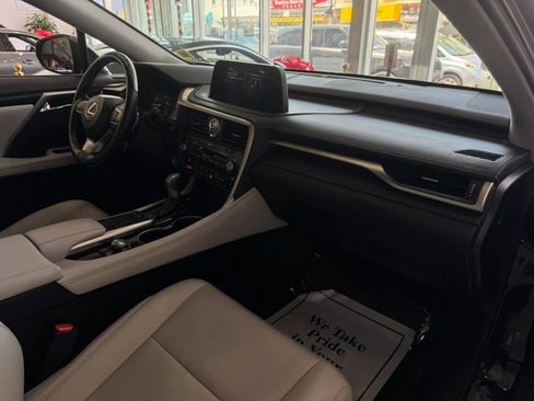 Used 2021 Lexus RX 350 AWD w/ Accessory Package image 32