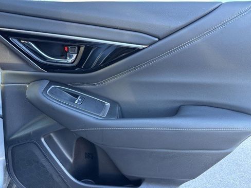 Certified 2025 Subaru Outback Limited image 15