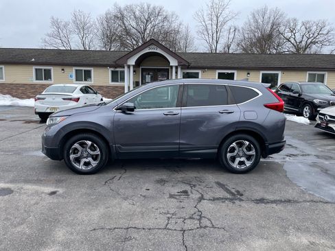 Used 2017 Honda CR-V EX image 2
