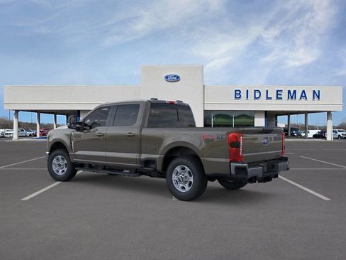 New 2026 Ford F250 XLT w/ XLT Premium Package AWD/4WD image 4