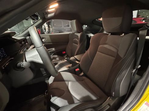 Used 2024 Nissan Z Sport w/ Floor Mat Package image 31