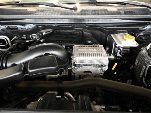 Used 2022 Jeep Wagoneer Series I AWD/4WD image 35