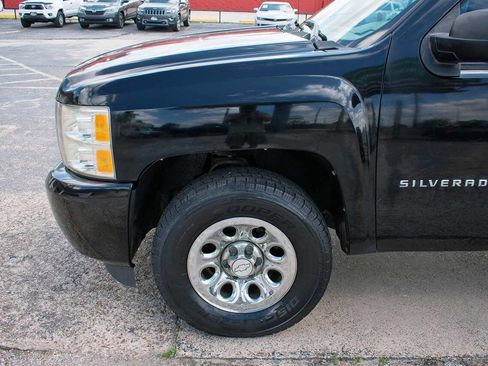 Used 2011 Chevrolet Silverado 1500 W/T w/ LS Package image 32