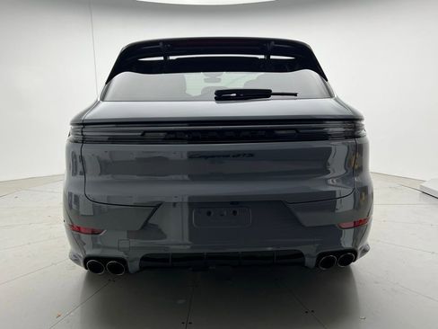 New 2026 Porsche Cayenne GTS image 21