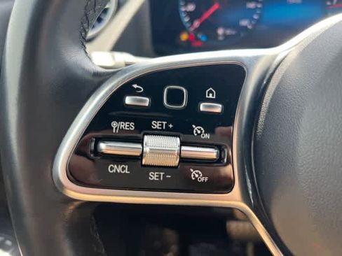 Certified 2023 Mercedes-Benz GLA 250 image 27