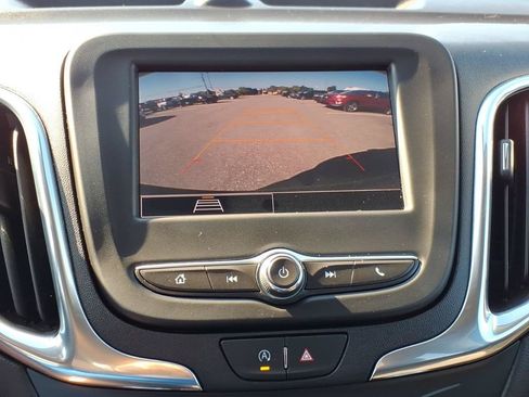 Used 2023 Chevrolet Equinox LT AWD/4WD image 16