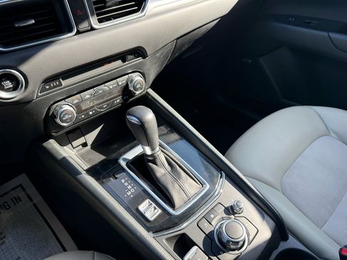 Used 2017 MAZDA CX-5 Touring w/ Preferred Equipment Package image 13