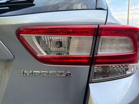 Used 2018 Subaru Impreza 2.0i Limited AWD/4WD image 10