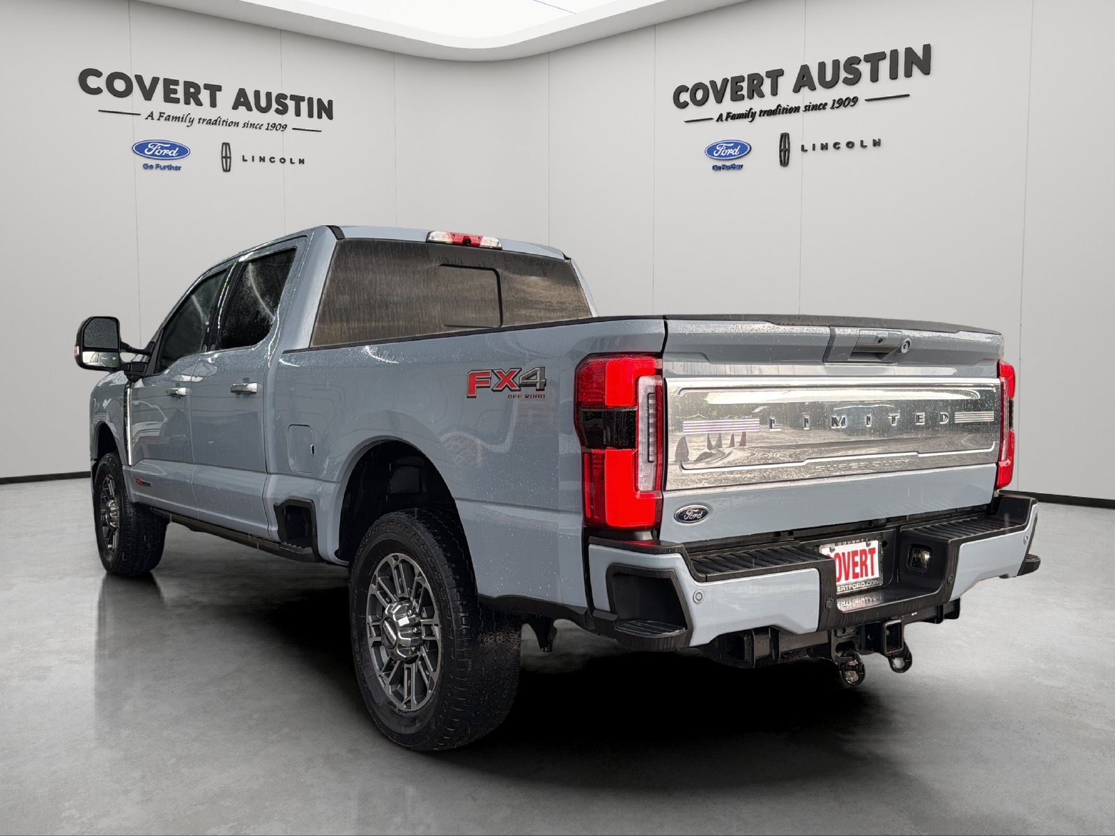 Used 2024 Ford F250 Limited w/ FX4 Off-Road Package AWD/4WD image 3