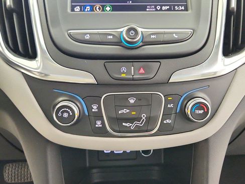 Used 2023 Chevrolet Equinox LS w/ LS Convenience Package AWD/4WD image 27
