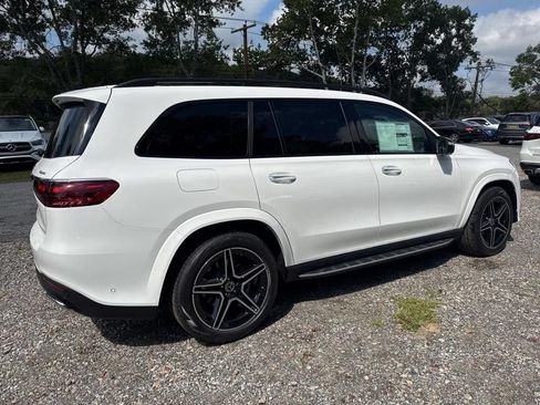 Used 2026 Mercedes-Benz GLS 450 4MATIC image 5