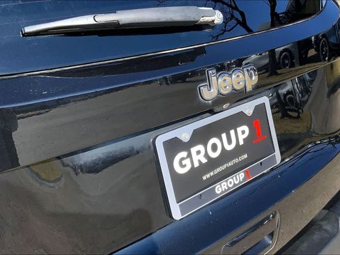 Used 2021 Jeep Renegade Sport image 28