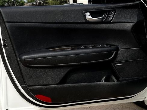 Certified 2020 Kia Optima Premium image 27