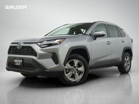 Used 2025 Toyota RAV4 XLE w/ Convenience Package AWD/4WD image 1