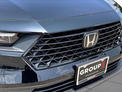 Used 2025 Honda Accord LX image 27
