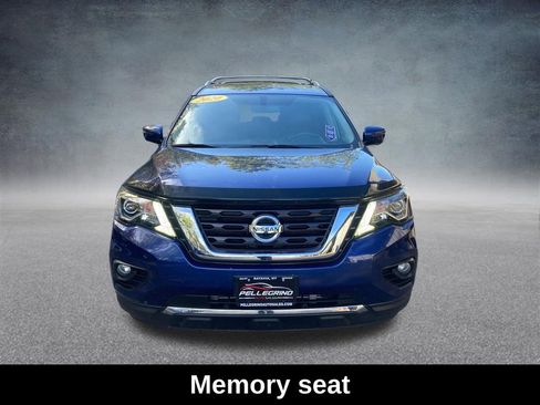 Used 2020 Nissan Pathfinder Platinum image 10