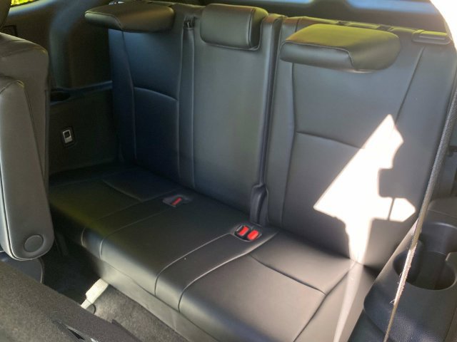 Used 2023 Toyota Highlander XLE FWD image 10