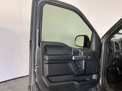 Used 2018 Ford F150 XLT w/ Equipment Group 302A Luxury AWD/4WD image 8