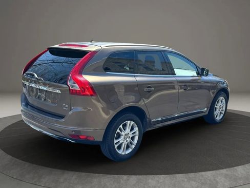 Used 2015 Volvo XC60 T5 AWD/4WD image 11