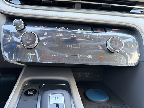 New 2027 INFINITI QX60 Luxe FWD image 12
