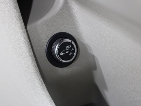 Certified 2023 Cadillac XT4 Premium Luxury w/ Enhanced Visibility Package FWD image 10