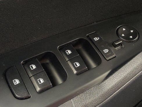 Used 2025 Kia Sportage LX AWD/4WD image 27
