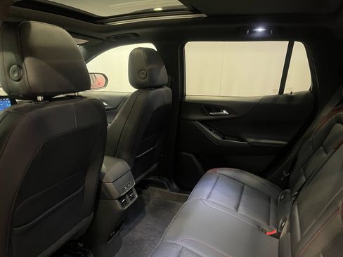 Used 2025 Chevrolet Equinox RS w/ Safety and Technology Package image 24